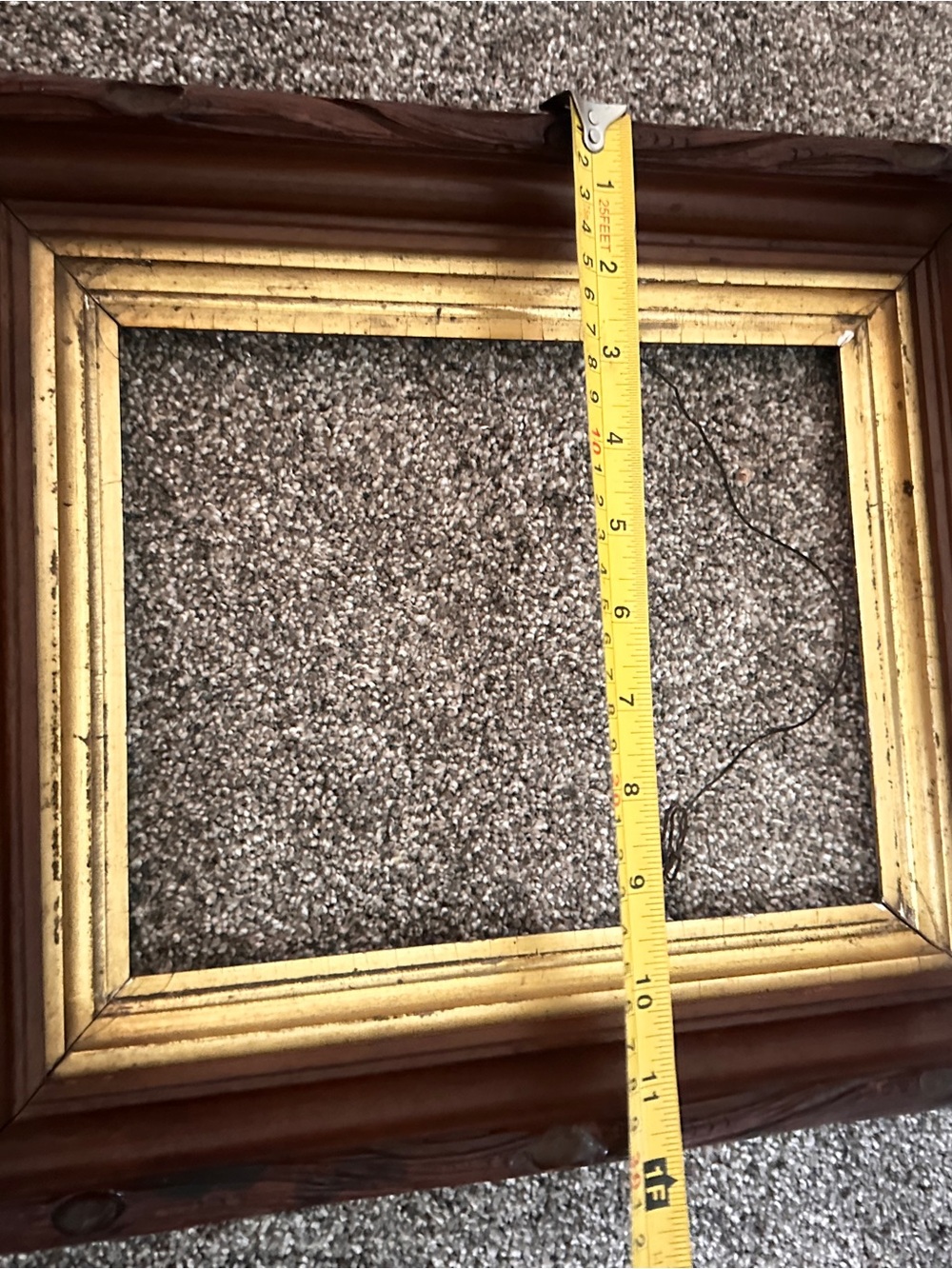 Vintage Victorian 8x10 wood frame with gold - Picture 4 of 8